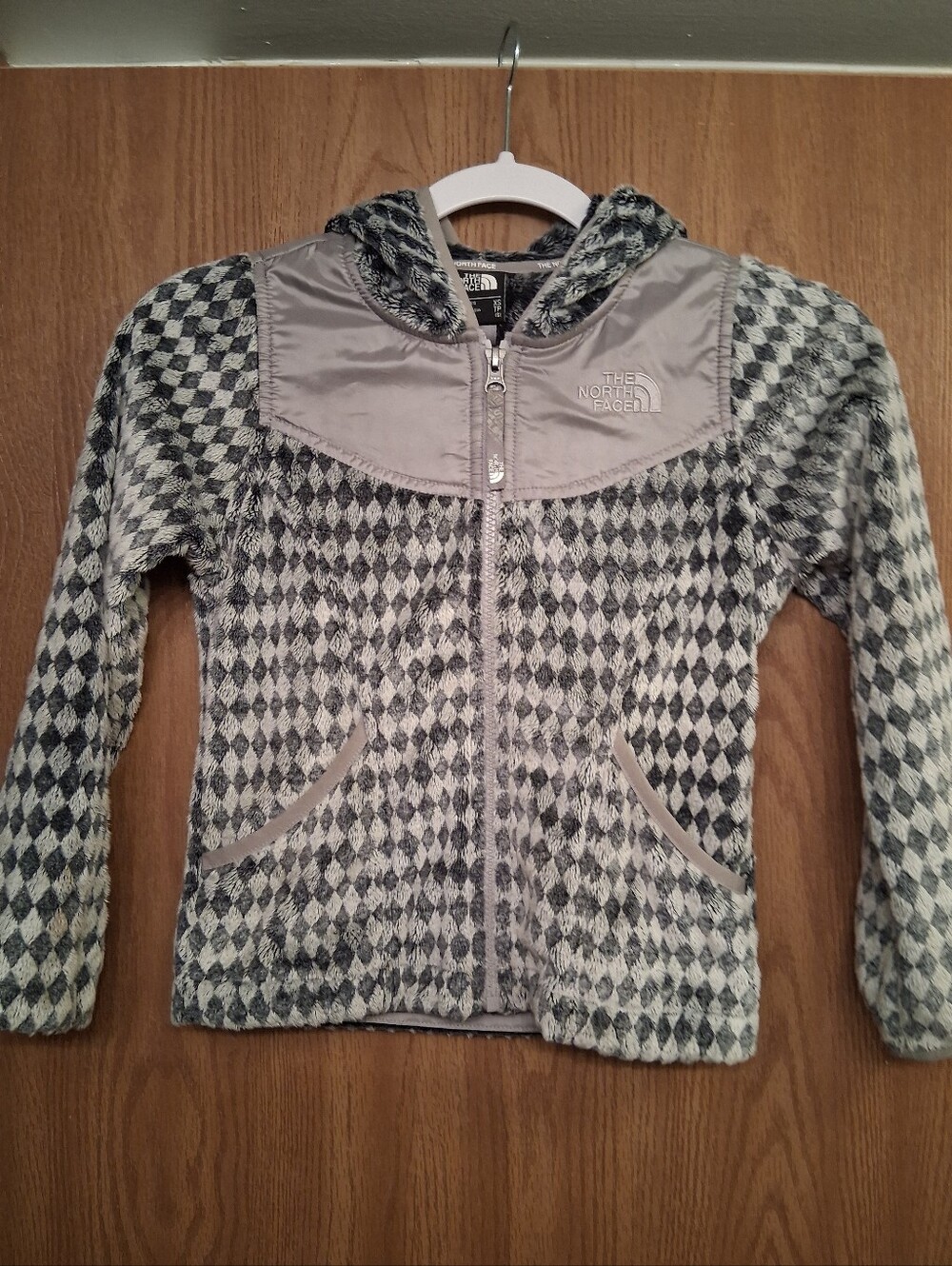 The North Face Girls' Gray Diamond-Pattern Hooded Fleece Jacket